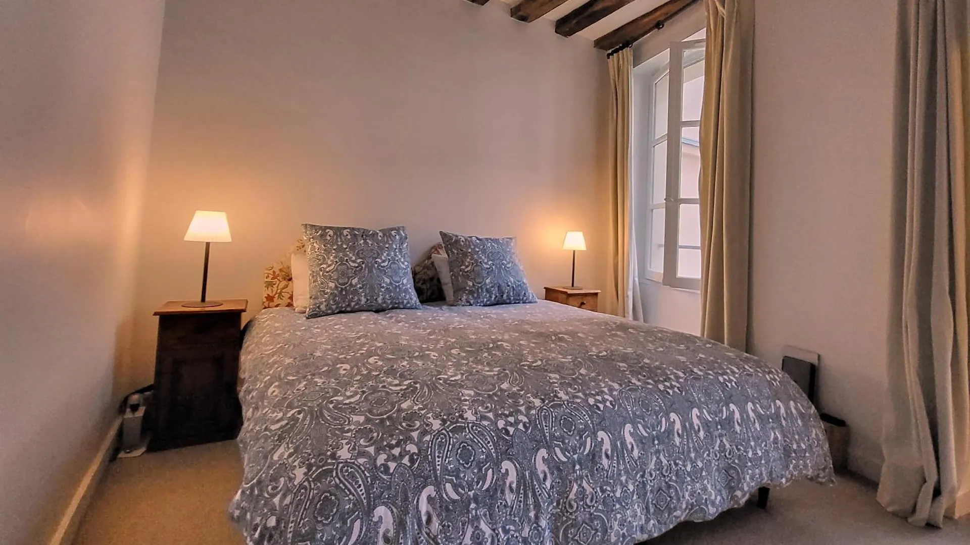 Bel Appartement Au Coeur De Paris France